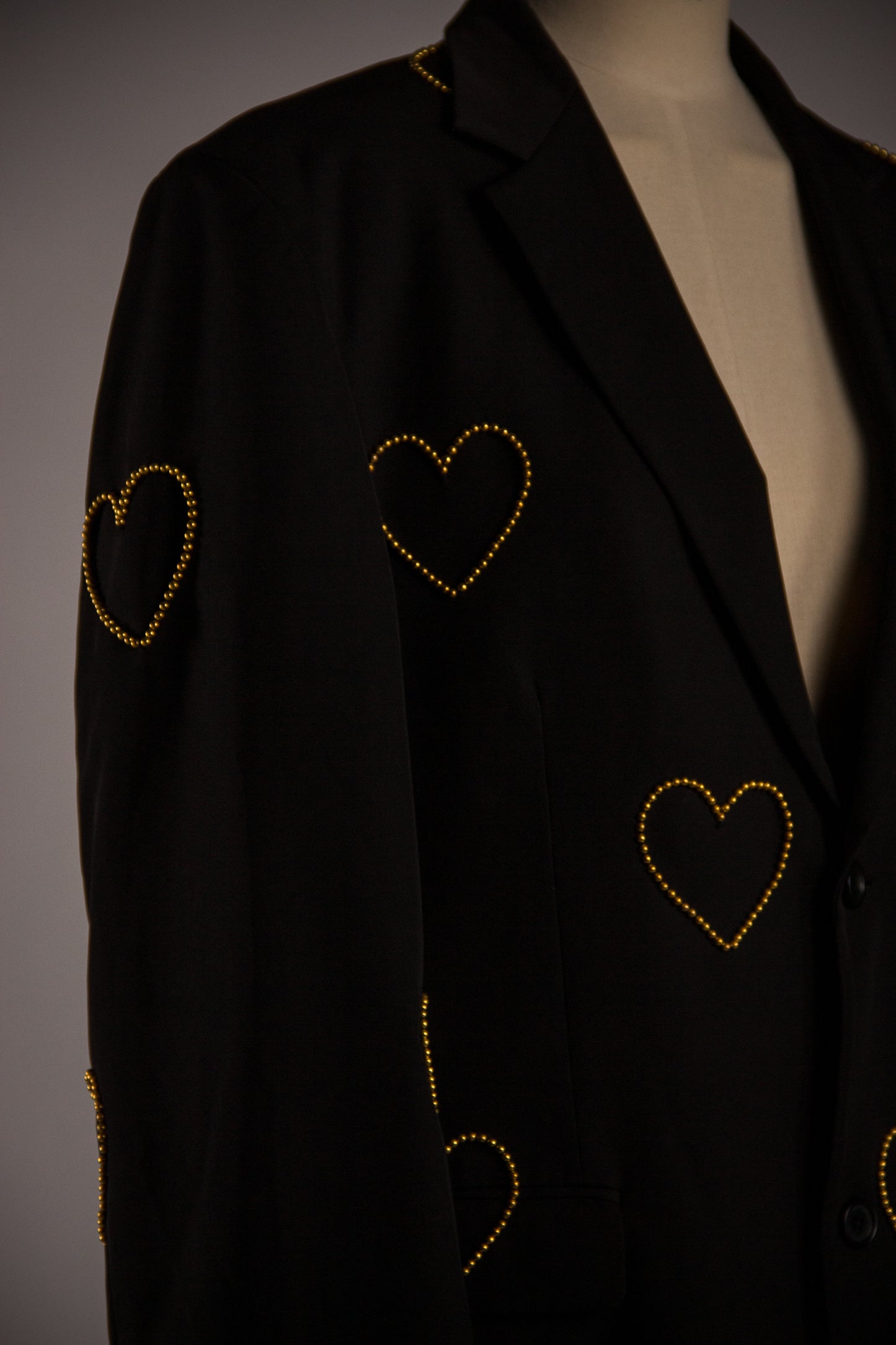 Veste à Coeur Dorés